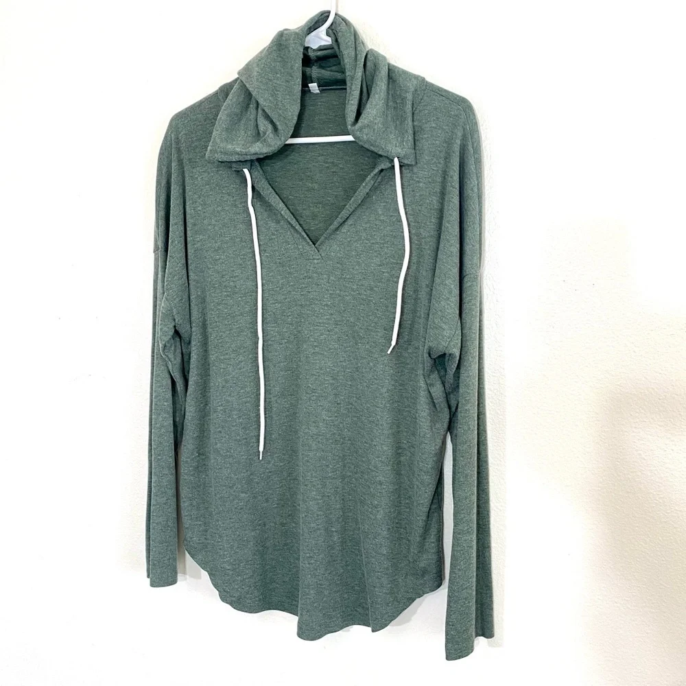 Sage green long sleeve hoodie shirt top, sz SM - Picture 9 of 16